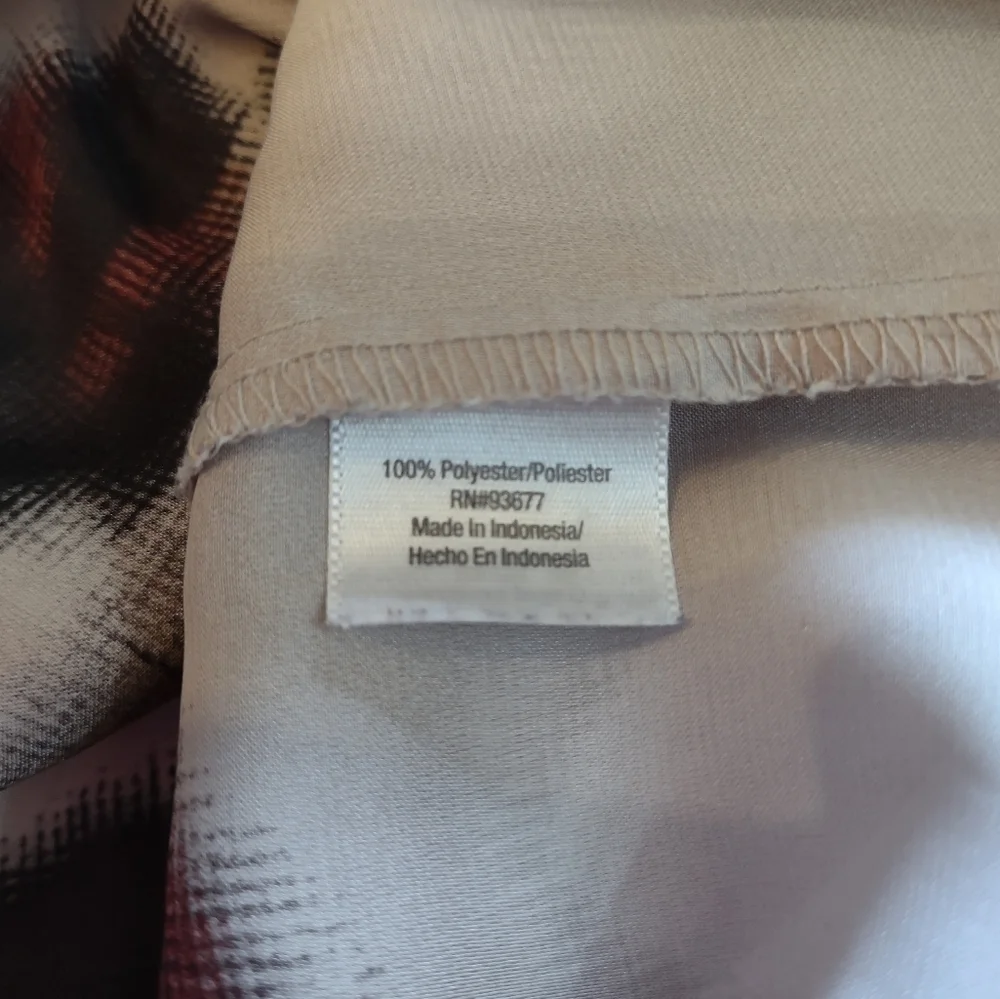 a.n.a. Silky Sleeveless Blouse Size Large Floral Print - Picture 8 of 8